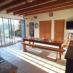 Gasthof La Ferme Du Pere, Kermorocʼh